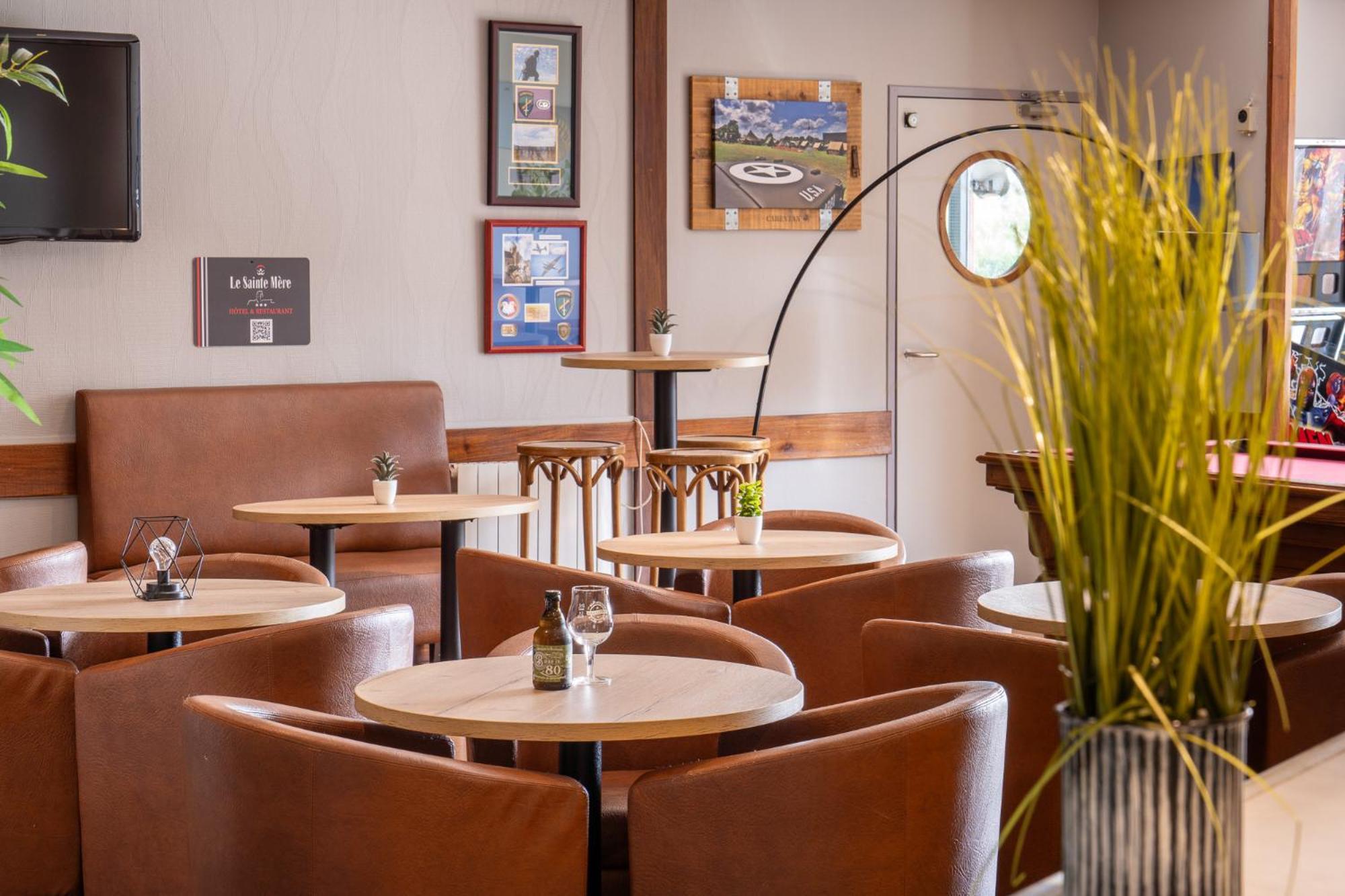 Logis Hotel Restaurant Le Sainte Mere Exterior photo